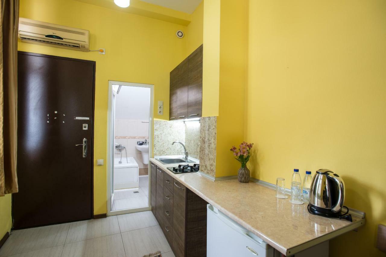Accent Hotel Tbilissi Extérieur photo