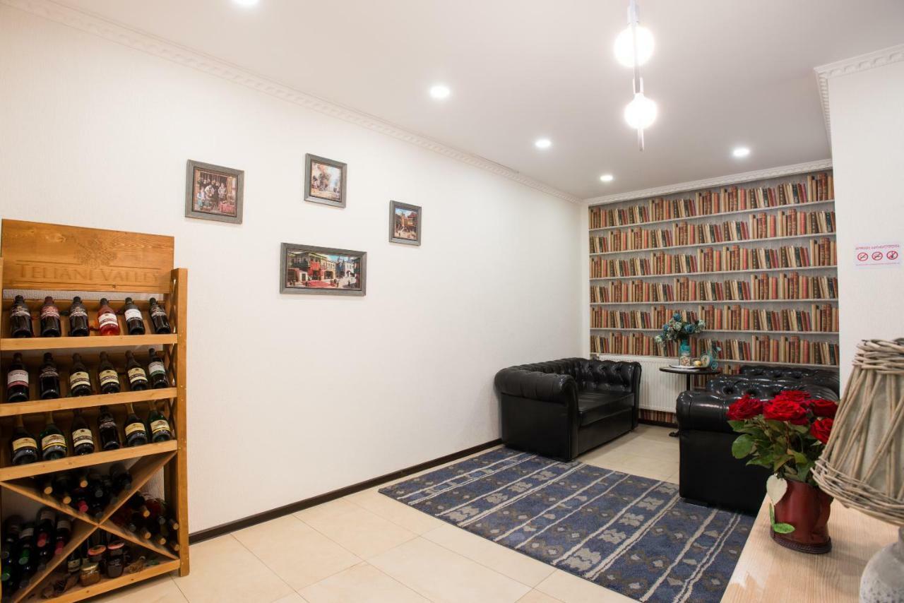 Accent Hotel Tbilissi Extérieur photo