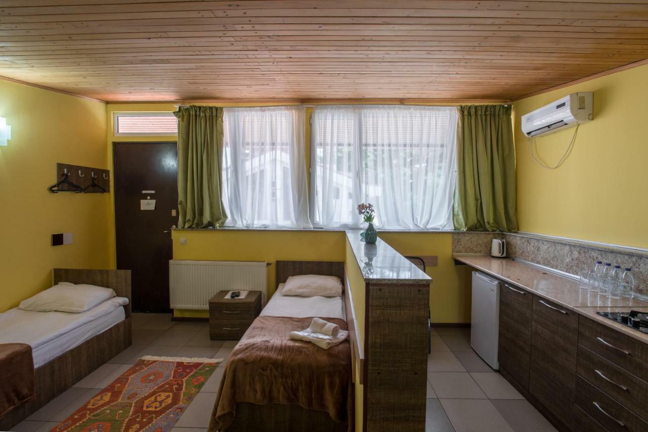 Accent Hotel Tbilissi Extérieur photo