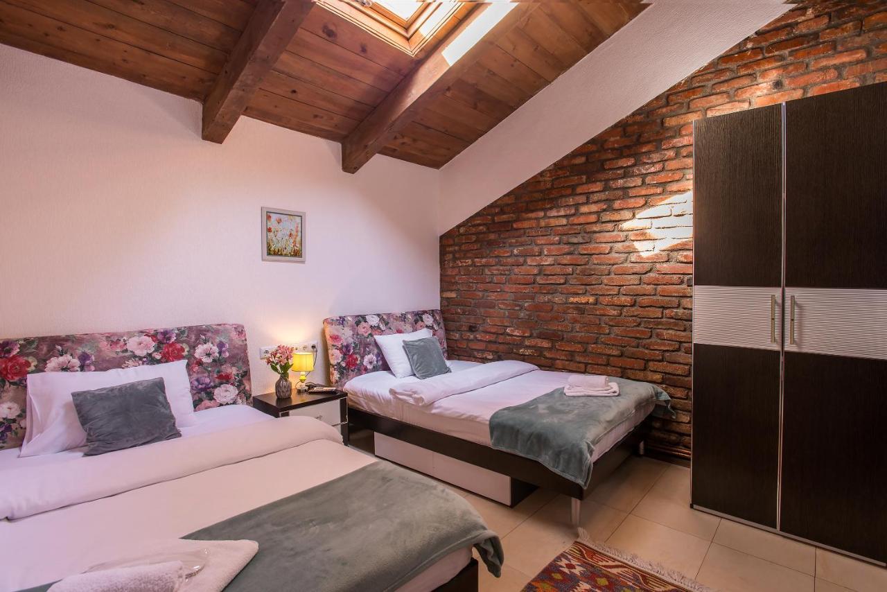Accent Hotel Tbilissi Extérieur photo