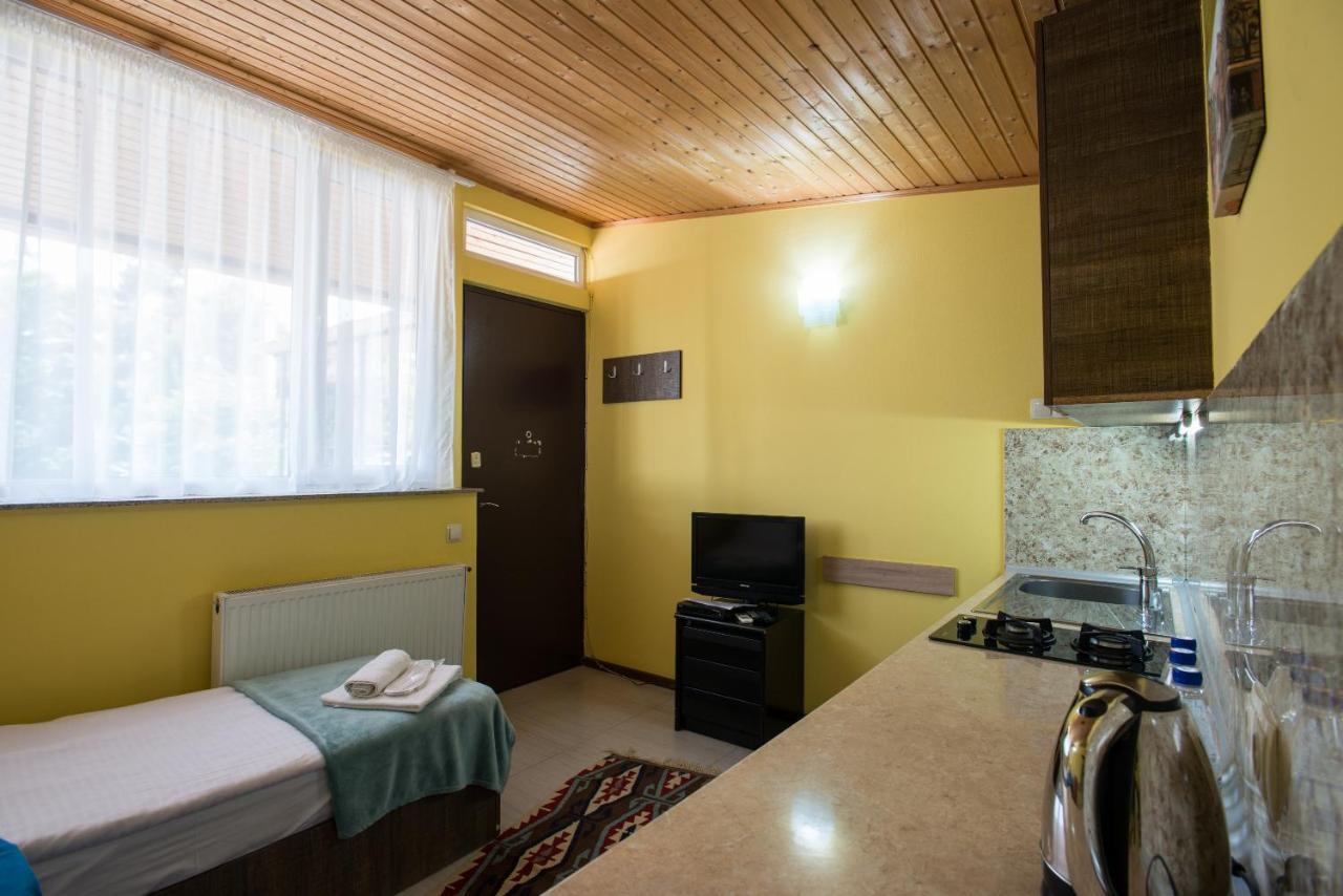 Accent Hotel Tbilissi Extérieur photo